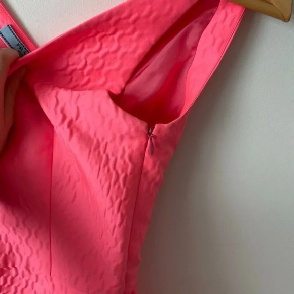 Prada Duchesse Froiss Textured Sleeveless Bright Pink Dress Sz 6 - Picture 12 of 16